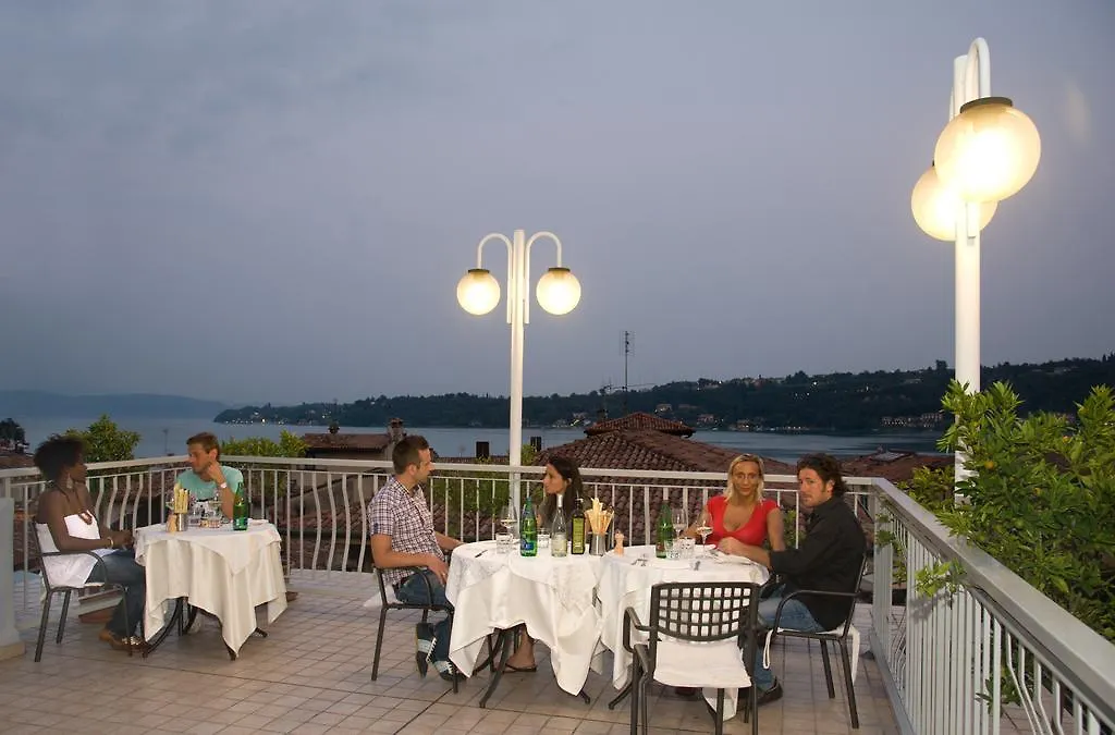 Hotel Ristorante Commercio Salò 3*,
