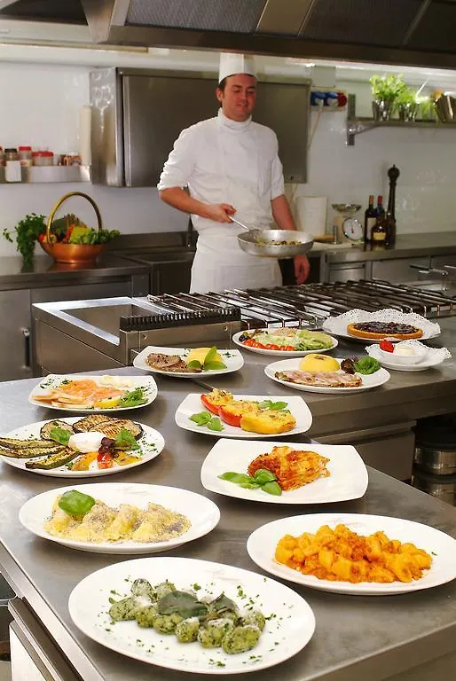 Hotel Ristorante Commercio Salò