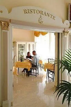 Hotel Ristorante Commercio Salò