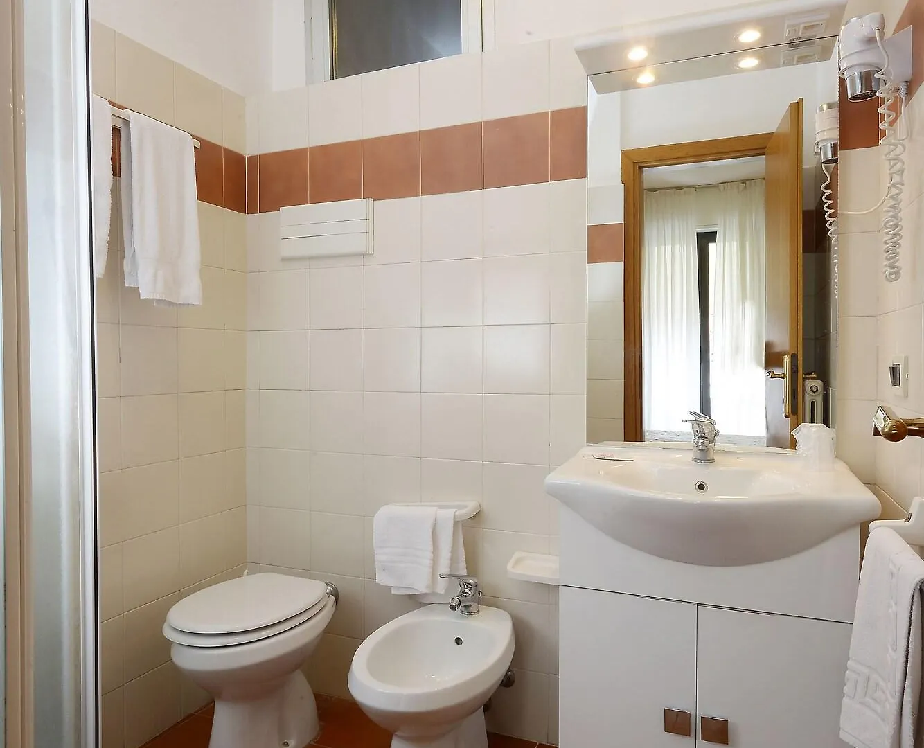 Hotel Ristorante Commercio Salo