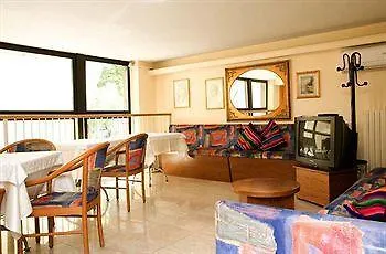 Hotel Ristorante Commercio Salo Italy