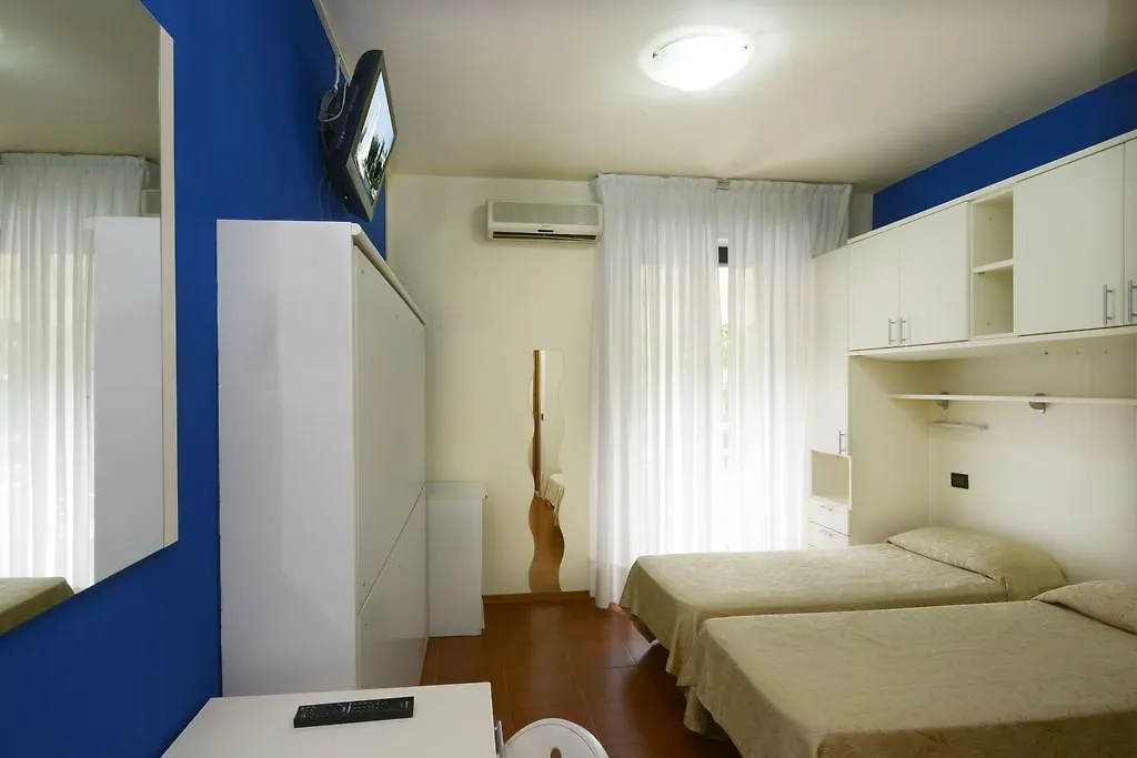 ***  Hotel Ristorante Commercio Salo Italy